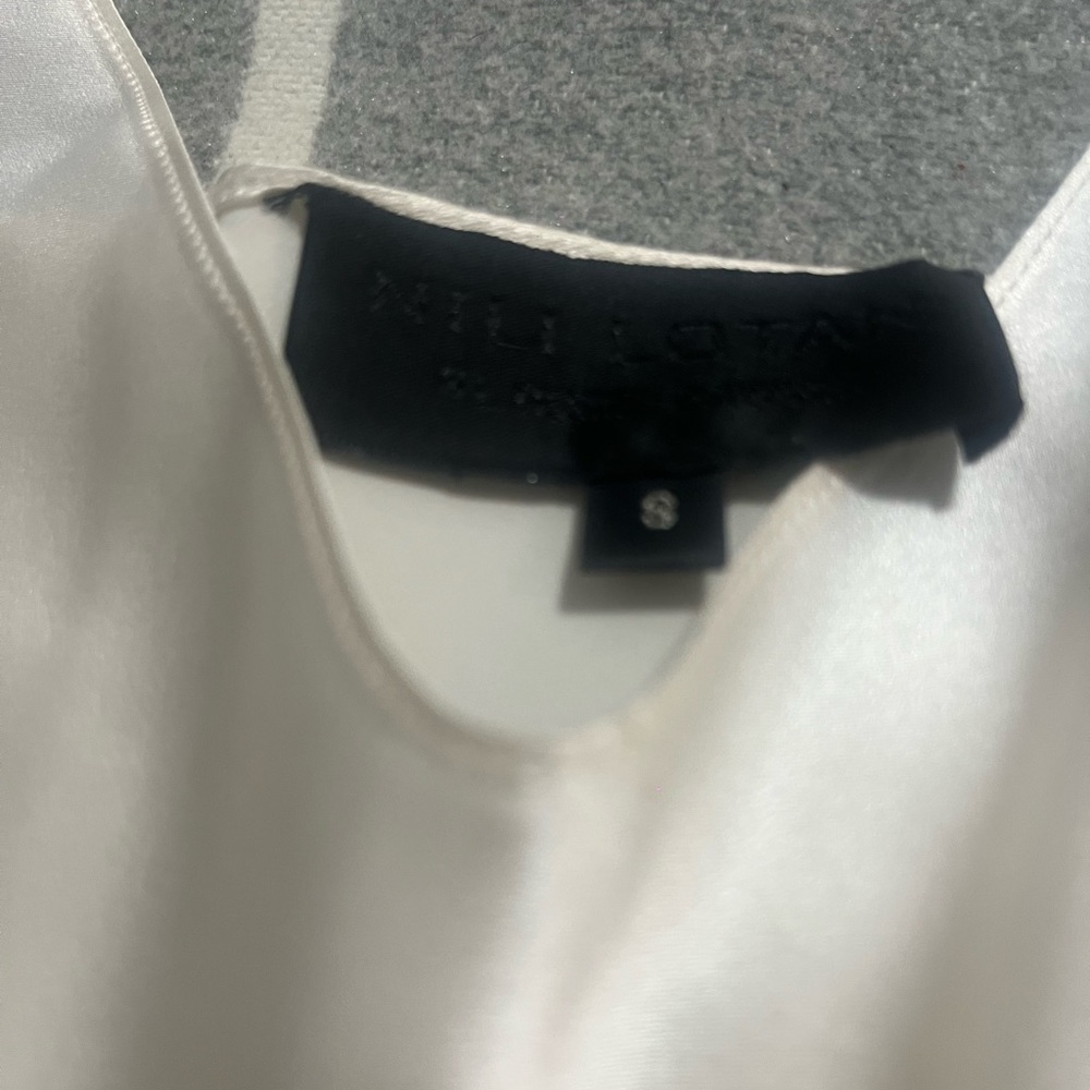 Elegant White Spaghetti Strap Top - Picture 4 of 6